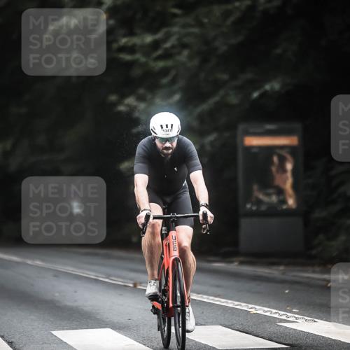 13.09.2026 - Stadtparktriathlon H.Heesch http://msf.ph/oto/10366010 13.09.2026 13:14:33 Radfahren 1202, 1283, 1341, 1435, 1453, 1464 meine-sportfotos.de