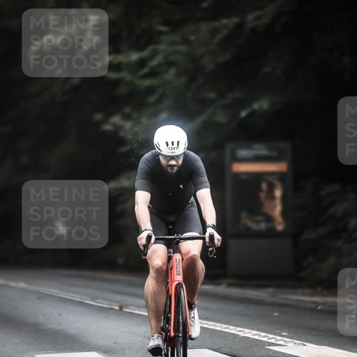 13.09.2026 - Stadtparktriathlon H.Heesch http://msf.ph/oto/10366014 13.09.2026 13:14:33 Radfahren 1202, 1283, 1341, 1435, 1453, 1464 meine-sportfotos.de