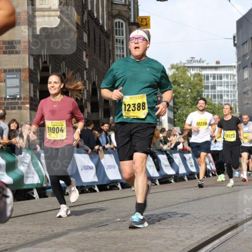 13.09.2026 - 21. swb-Marathon Bremen Strokosch-Dieckow http://msf.ph/oto/10366017 13.09.2026 11:00:02 Ziel 10147, 10236, 10355, 10669, 10928, 10929, 11054, 11056, 11089, 11194, 11419, 11501, 11594, 11803, 12138, 12242, 12243, 12480, 12481, 12527, 10758, 10810, 11016, 11524, 11525, 11547, 11587, 11588, 11589, 11623, 11907, 12123, 12190, 12274, 12352 meine-sportfotos.de