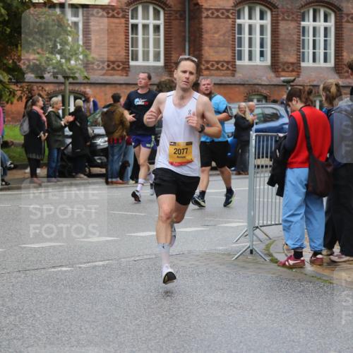 13.09.2026 - Kiel Lauf Markus Tischler http://msf.ph/oto/10366053 13.09.2026 12:08:56 Fleethörn 2077, 3000 meine-sportfotos.de