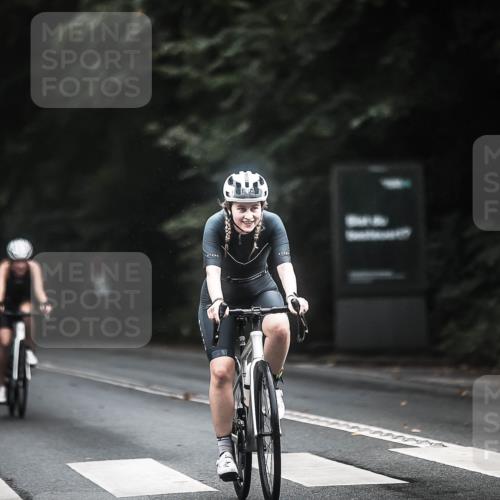 13.09.2026 - Stadtparktriathlon H.Heesch http://msf.ph/oto/10366062 13.09.2026 13:14:36 Radfahren 1283, 1312, 1341, 1391, 1400, 1410, 1435, 1464 meine-sportfotos.de