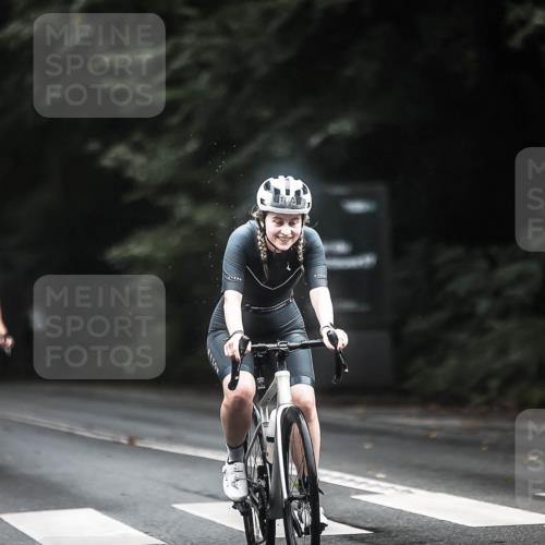 13.09.2026 - Stadtparktriathlon H.Heesch http://msf.ph/oto/10366074 13.09.2026 13:14:36 Radfahren 1283, 1312, 1341, 1391, 1400, 1410, 1435, 1464 meine-sportfotos.de