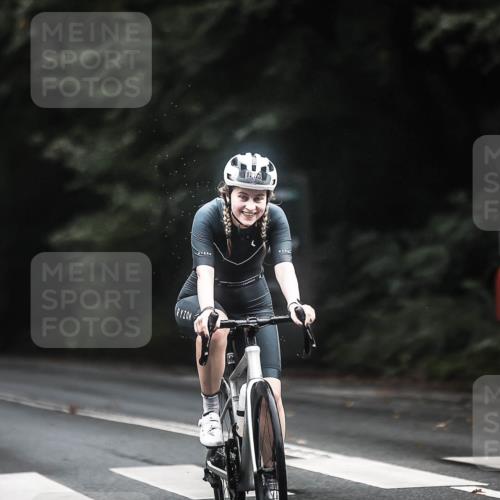 13.09.2026 - Stadtparktriathlon H.Heesch http://msf.ph/oto/10366081 13.09.2026 13:14:36 Radfahren 1283, 1312, 1341, 1391, 1400, 1410, 1435, 1464 meine-sportfotos.de