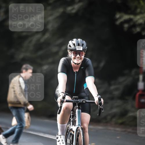 13.09.2026 - Stadtparktriathlon H.Heesch http://msf.ph/oto/10366089 13.09.2026 11:23:09 Radfahren 632, 634, 678, 698, 728, 807 meine-sportfotos.de