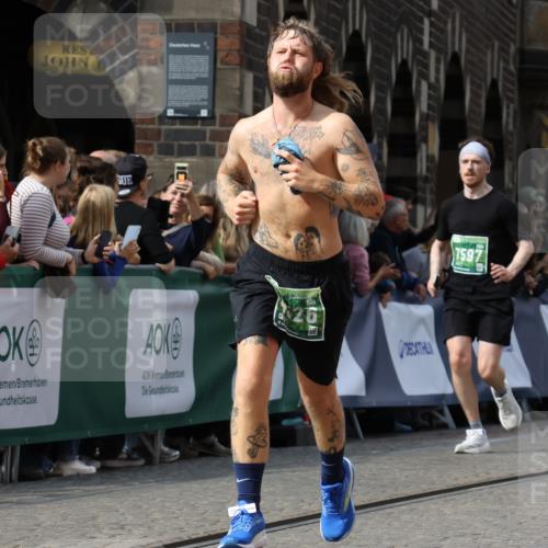 13.09.2026 - 21. swb-Marathon Bremen Strokosch-Dieckow http://msf.ph/oto/10366090 13.09.2026 13:35:33 Ziel 536, 1150, 2003, 2366, 2492, 2625, 2866, 3063, 3311, 3916, 4062, 4487, 4635, 4985, 5016, 5125, 5647, 6320, 6391, 6750, 6837, 7123, 7305, 7377, 7657, 7703, 7750, 7998, 8300, 8328, 8773, 9017, 9216, 9526, 9527, 13051, 13060, 156, 318, 532, 607, 3087, 3226, 3485, 3704, 3780, 3857, 4048, 5071, 5308, 5467, 5468, 5584, 5586, 6465, 6466, 6644, 6649, 6724, 7235, 7597, 7675, 7691, 7700, 8335, 8816, 9784, 9862, 9892, 9912, 13121, 13213 meine-sportfotos.de