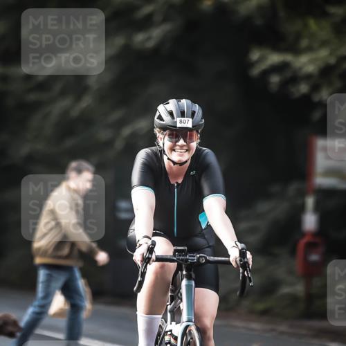 13.09.2026 - Stadtparktriathlon H.Heesch http://msf.ph/oto/10366097 13.09.2026 11:23:09 Radfahren 632, 634, 678, 698, 728, 807 meine-sportfotos.de