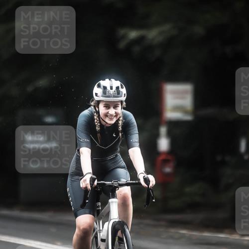 13.09.2026 - Stadtparktriathlon H.Heesch http://msf.ph/oto/10366103 13.09.2026 13:14:36 Radfahren 1283, 1312, 1341, 1391, 1400, 1410, 1435, 1464 meine-sportfotos.de