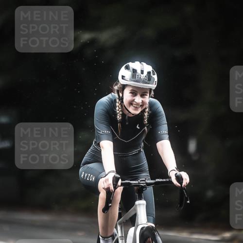 13.09.2026 - Stadtparktriathlon H.Heesch http://msf.ph/oto/10366121 13.09.2026 13:14:37 Radfahren 1283, 1312, 1341, 1360, 1391, 1400, 1410, 1435, 1464 meine-sportfotos.de