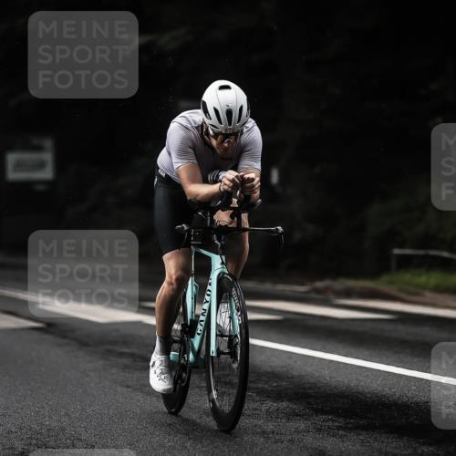 13.09.2026 - Stadtparktriathlon H.Heesch http://msf.ph/oto/10366150 13.09.2026 12:00:44 Radfahren 838, 866, 870 meine-sportfotos.de
