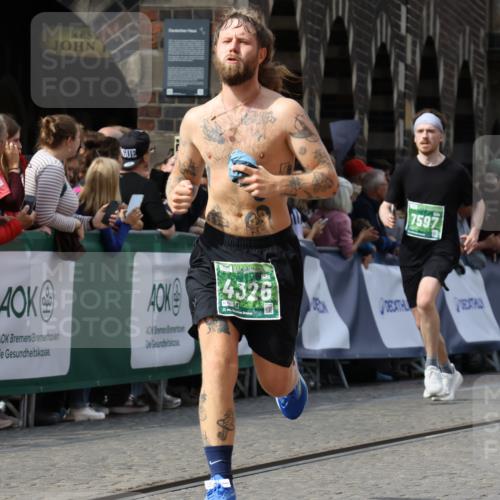 13.09.2026 - 21. swb-Marathon Bremen Strokosch-Dieckow http://msf.ph/oto/10366160 13.09.2026 13:35:33 Ziel 536, 1150, 2003, 2366, 2492, 2625, 2866, 3063, 3311, 3916, 4062, 4487, 4635, 4985, 5016, 5125, 5647, 6320, 6391, 6750, 6837, 7123, 7305, 7377, 7657, 7703, 7750, 7998, 8300, 8328, 8773, 9017, 9216, 9526, 9527, 13051, 13060, 156, 318, 532, 607, 3087, 3226, 3485, 3704, 3780, 3857, 4048, 5071, 5308, 5467, 5468, 5584, 5586, 6465, 6466, 6644, 6649, 6724, 7235, 7597, 7675, 7691, 7700, 8335, 8816, 9784, 9862, 9892, 9912, 13121, 13213 meine-sportfotos.de