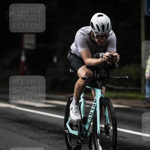 13.09.2026 - Stadtparktriathlon H.Heesch http://msf.ph/oto/10366164 13.09.2026 12:00:45 Radfahren 838, 866, 870 meine-sportfotos.de