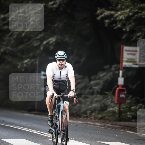 13.09.2026 - Stadtparktriathlon H.Heesch http://msf.ph/oto/10366165 13.09.2026 11:23:13 Radfahren 632, 678, 708, 728, 758, 800, 807 meine-sportfotos.de