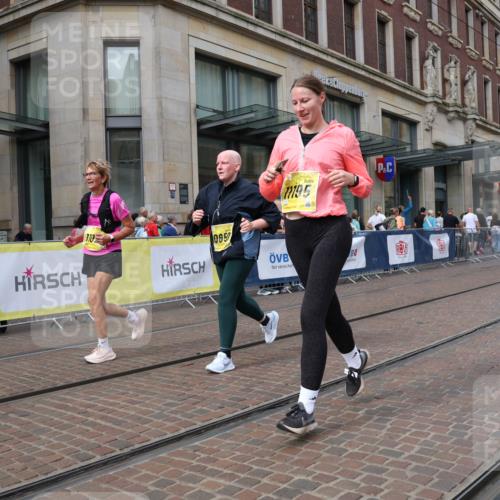 13.09.2026 - 21. swb-Marathon Bremen Strokosch-Dieckow http://msf.ph/oto/10366171 13.09.2026 11:30:22 Ziel 10650, 11025, 11195, 12535 meine-sportfotos.de