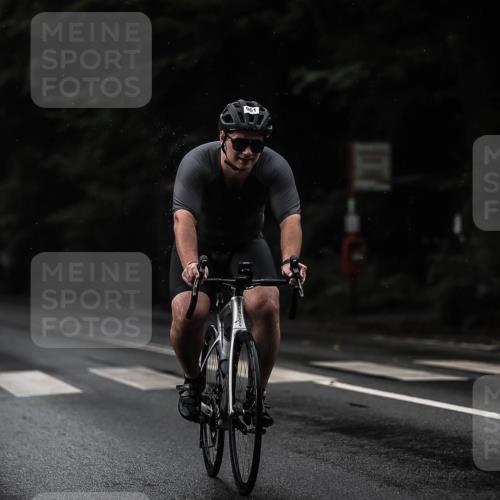 13.09.2026 - Stadtparktriathlon H.Heesch http://msf.ph/oto/10366175 13.09.2026 12:00:53 Radfahren 715, 852, 961, 1064 meine-sportfotos.de