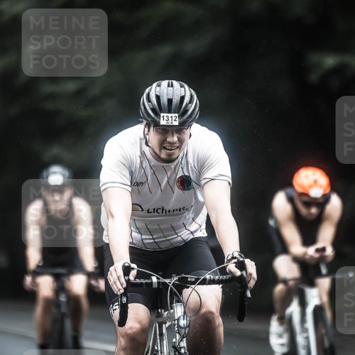 13.09.2026 - Stadtparktriathlon H.Heesch http://msf.ph/oto/10366187 13.09.2026 13:14:40 Radfahren 1283, 1312, 1360, 1391, 1400, 1410, 1435, 1464 meine-sportfotos.de