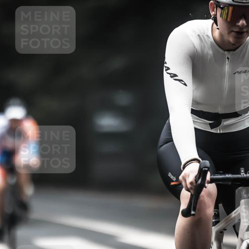 13.09.2026 - Stadtparktriathlon H.Heesch http://msf.ph/oto/10366193 13.09.2026 10:13:34 Radfahren 242, 290, 313, 321, 328 meine-sportfotos.de