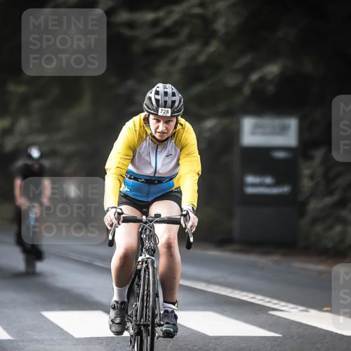 13.09.2026 - Stadtparktriathlon H.Heesch http://msf.ph/oto/10366204 13.09.2026 11:23:14 Radfahren 632, 678, 708, 728, 758, 800, 807 meine-sportfotos.de