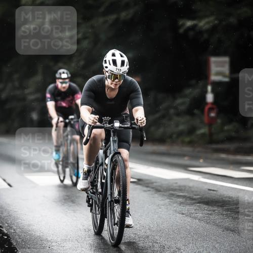 13.09.2026 - Stadtparktriathlon H.Heesch http://msf.ph/oto/10366218 13.09.2026 12:00:56 Radfahren 715, 841, 852, 961, 1064 meine-sportfotos.de
