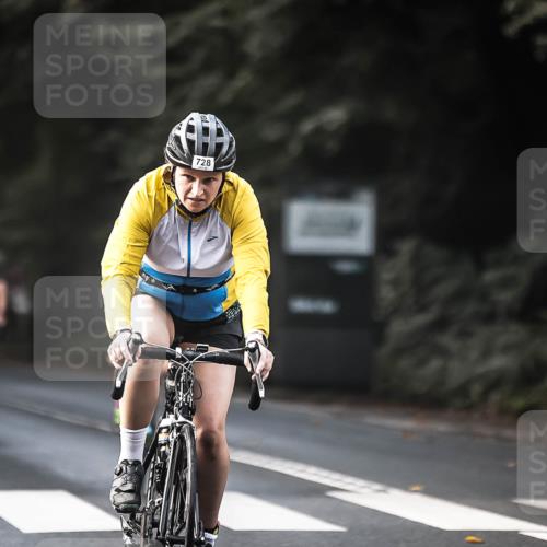 13.09.2026 - Stadtparktriathlon H.Heesch http://msf.ph/oto/10366219 13.09.2026 11:23:15 Radfahren 678, 708, 728, 758, 800, 807 meine-sportfotos.de