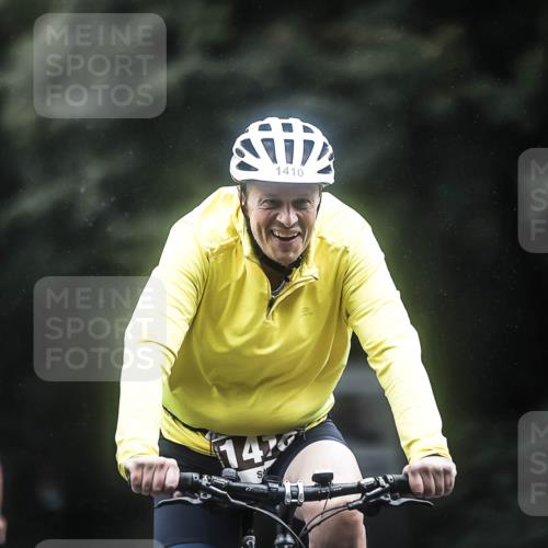 13.09.2026 - Stadtparktriathlon H.Heesch http://msf.ph/oto/10366225 13.09.2026 13:14:43 Radfahren 1312, 1360, 1391, 1400, 1410, 1435, 1464 meine-sportfotos.de