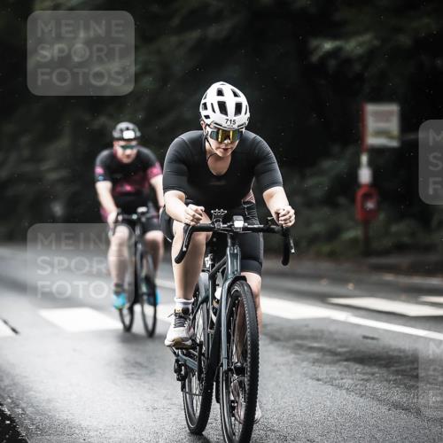13.09.2026 - Stadtparktriathlon H.Heesch http://msf.ph/oto/10366228 13.09.2026 12:00:56 Radfahren 715, 841, 852, 961, 1064 meine-sportfotos.de
