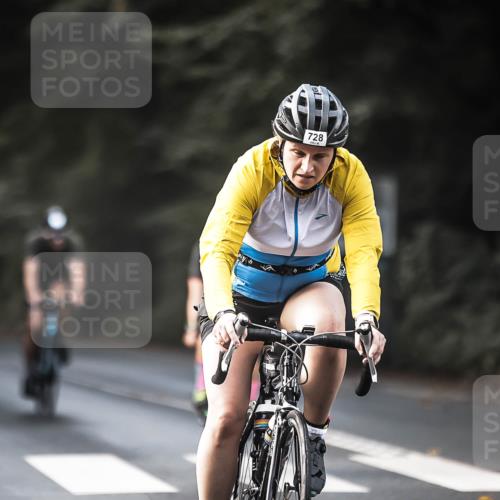 13.09.2026 - Stadtparktriathlon H.Heesch http://msf.ph/oto/10366231 13.09.2026 11:23:15 Radfahren 678, 708, 728, 758, 800, 807 meine-sportfotos.de