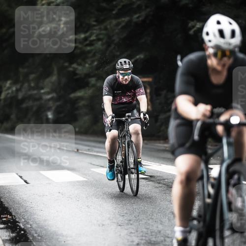 13.09.2026 - Stadtparktriathlon H.Heesch http://msf.ph/oto/10366235 13.09.2026 12:00:56 Radfahren 715, 841, 852, 961, 1064 meine-sportfotos.de