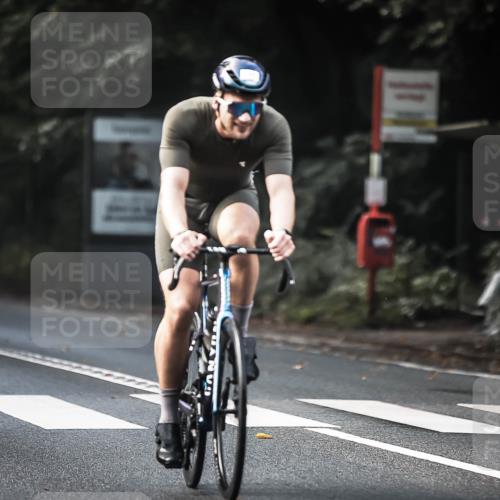 13.09.2026 - Stadtparktriathlon H.Heesch http://msf.ph/oto/10366269 13.09.2026 11:23:17 Radfahren 658, 678, 708, 728, 743, 750, 758, 800 meine-sportfotos.de