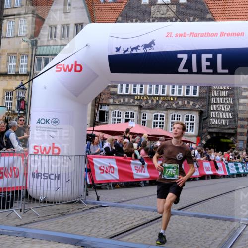 13.09.2026 - 21. swb-Marathon Bremen Tim E. http://msf.ph/oto/10366296 13.09.2026 13:03:48 Ziel 1090, 1372, 1950, 3092, 5024, 5719, 7715 meine-sportfotos.de