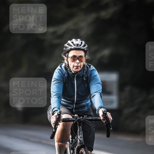 13.09.2026 - Stadtparktriathlon H.Heesch http://msf.ph/oto/10366315 13.09.2026 11:23:19 Radfahren 658, 678, 708, 728, 738, 743, 750, 758, 800 meine-sportfotos.de