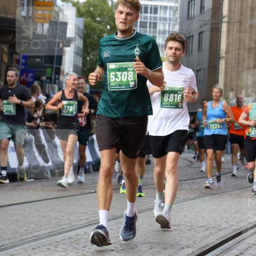 13.09.2026 - 21. swb-Marathon Bremen Strokosch-Dieckow http://msf.ph/oto/10366316 13.09.2026 13:35:37 Ziel 536, 1150, 2003, 2090, 2366, 2492, 2625, 2866, 3063, 3311, 3621, 3916, 4062, 4635, 4985, 5016, 6315, 6320, 6418, 6750, 6837, 7285, 7305, 7377, 7657, 7703, 7998, 8300, 8328, 8401, 8530, 8773, 8915, 9017, 9216, 9526, 9527, 318, 532, 607, 3087, 3226, 3485, 3704, 3780, 3857, 4048, 5071, 5157, 5308, 5381, 5467, 5468, 5584, 5586, 6649, 6724, 7235, 7675, 7691, 8335, 8705, 8816, 9784, 9862, 9892, 9912, 13121, 13213 meine-sportfotos.de