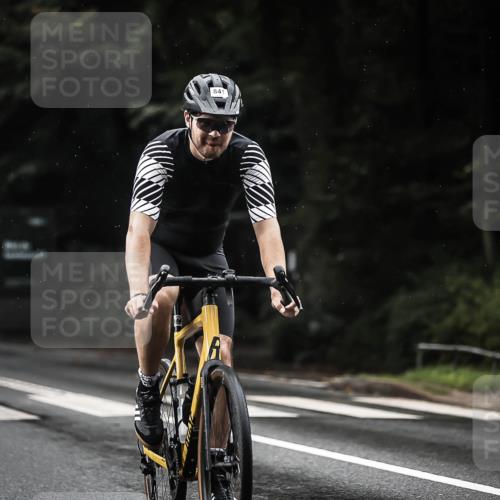 13.09.2026 - Stadtparktriathlon H.Heesch http://msf.ph/oto/10366326 13.09.2026 12:01:00 Radfahren 715, 841, 852, 885, 928, 1064 meine-sportfotos.de