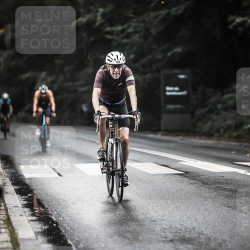 13.09.2026 - Stadtparktriathlon H.Heesch http://msf.ph/oto/10366371 13.09.2026 12:01:05 Radfahren 841, 885, 907, 928 meine-sportfotos.de