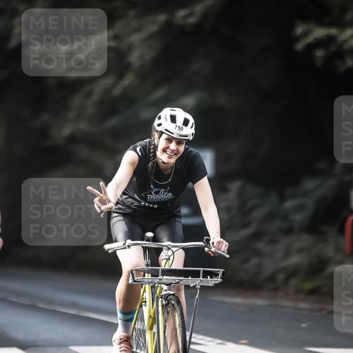 13.09.2026 - Stadtparktriathlon H.Heesch http://msf.ph/oto/10366373 13.09.2026 11:23:22 Radfahren 658, 708, 714, 738, 743, 750, 758, 773, 790, 800 meine-sportfotos.de