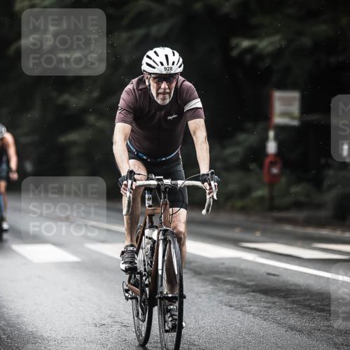 13.09.2026 - Stadtparktriathlon H.Heesch http://msf.ph/oto/10366406 13.09.2026 12:01:05 Radfahren 841, 885, 907, 928 meine-sportfotos.de