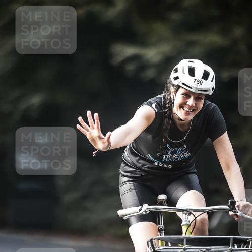 13.09.2026 - Stadtparktriathlon H.Heesch http://msf.ph/oto/10366407 13.09.2026 11:23:23 Radfahren 658, 708, 714, 738, 743, 750, 758, 773, 790 meine-sportfotos.de