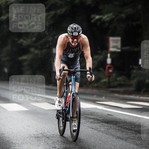 13.09.2026 - Stadtparktriathlon H.Heesch http://msf.ph/oto/10366426 13.09.2026 12:01:07 Radfahren 728, 885, 907, 928 meine-sportfotos.de