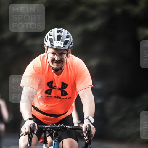13.09.2026 - Stadtparktriathlon H.Heesch http://msf.ph/oto/10366427 13.09.2026 11:23:23 Radfahren 658, 708, 714, 738, 743, 750, 758, 773, 790 meine-sportfotos.de