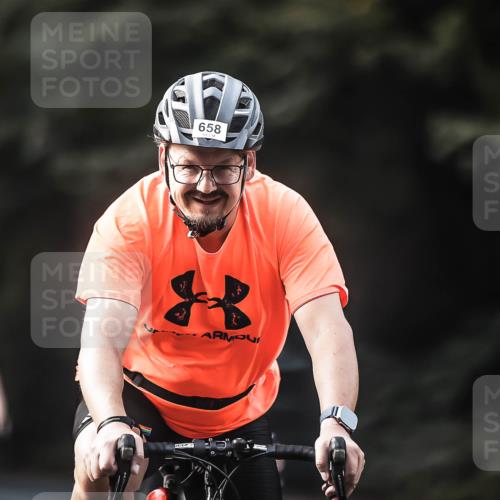 13.09.2026 - Stadtparktriathlon H.Heesch http://msf.ph/oto/10366433 13.09.2026 11:23:23 Radfahren 658, 708, 714, 738, 743, 750, 758, 773, 790 meine-sportfotos.de