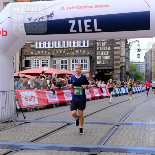 13.09.2026 - 21. swb-Marathon Bremen Tim E. http://msf.ph/oto/10366434 13.09.2026 13:04:10 Ziel 895, 1587, 2889, 3500, 4236, 8096, 9061, 9129, 9642 meine-sportfotos.de