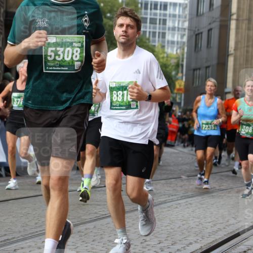 13.09.2026 - 21. swb-Marathon Bremen Strokosch-Dieckow http://msf.ph/oto/10366447 13.09.2026 13:35:38 Ziel 536, 1150, 2003, 2041, 2090, 2366, 2492, 2625, 2866, 3063, 3311, 3621, 3916, 4062, 4635, 4985, 5016, 6315, 6320, 6418, 6750, 6837, 7285, 7305, 7377, 7657, 7703, 7998, 8300, 8328, 8401, 8530, 8773, 8915, 9017, 9216, 9526, 9527, 318, 532, 607, 3056, 3087, 3226, 3485, 3704, 3780, 3857, 4048, 5071, 5157, 5308, 5381, 5467, 5468, 5584, 5586, 6649, 6724, 7235, 7675, 7691, 8335, 8705, 8816, 9784, 9862, 9892, 9912, 13121, 13213 meine-sportfotos.de