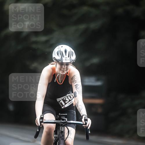 13.09.2026 - Stadtparktriathlon H.Heesch http://msf.ph/oto/10366484 13.09.2026 13:15:22 Radfahren 1304, 1317, 1376, 1381 meine-sportfotos.de