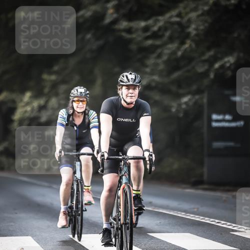 13.09.2026 - Stadtparktriathlon H.Heesch http://msf.ph/oto/10366505 13.09.2026 11:23:26 Radfahren 658, 714, 738, 743, 750, 773, 790, 802 meine-sportfotos.de