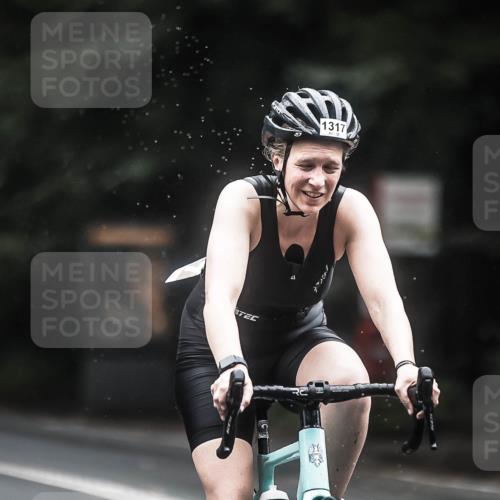 13.09.2026 - Stadtparktriathlon H.Heesch http://msf.ph/oto/10366539 13.09.2026 13:15:26 Radfahren 1281, 1304, 1317 meine-sportfotos.de