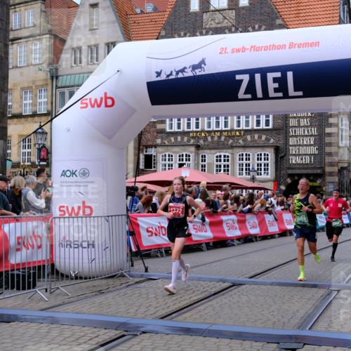 13.09.2026 - 21. swb-Marathon Bremen Tim E. http://msf.ph/oto/10366579 13.09.2026 13:04:14 Ziel 895, 2094, 2889, 3500, 4236, 8096, 9061, 9129, 9544, 9642 meine-sportfotos.de