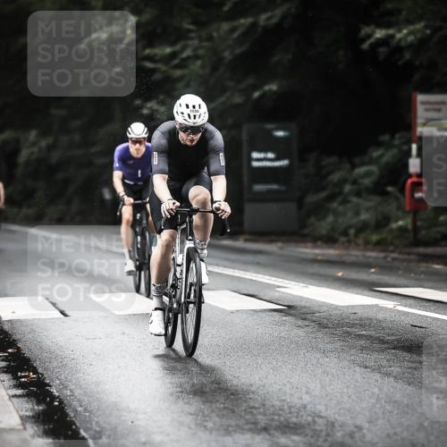13.09.2026 - Stadtparktriathlon H.Heesch http://msf.ph/oto/10366582 13.09.2026 12:01:16 Radfahren 728, 835, 861, 874, 995, 1006, 1050 meine-sportfotos.de