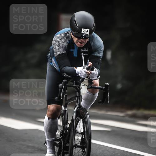 13.09.2026 - Stadtparktriathlon H.Heesch http://msf.ph/oto/10366584 13.09.2026 10:14:18 Radfahren 220, 234, 299, 320 meine-sportfotos.de
