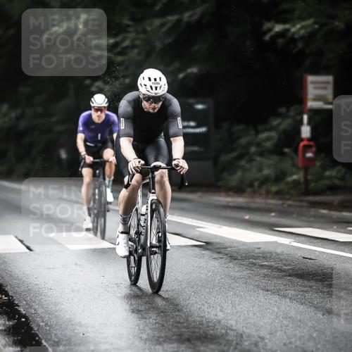 13.09.2026 - Stadtparktriathlon H.Heesch http://msf.ph/oto/10366591 13.09.2026 12:01:16 Radfahren 728, 835, 861, 874, 995, 1006, 1050 meine-sportfotos.de