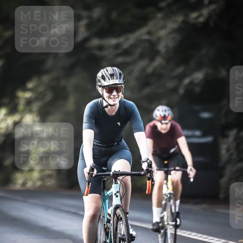 13.09.2026 - Stadtparktriathlon H.Heesch http://msf.ph/oto/10366679 13.09.2026 11:23:38 Radfahren 679, 765, 802, 804 meine-sportfotos.de