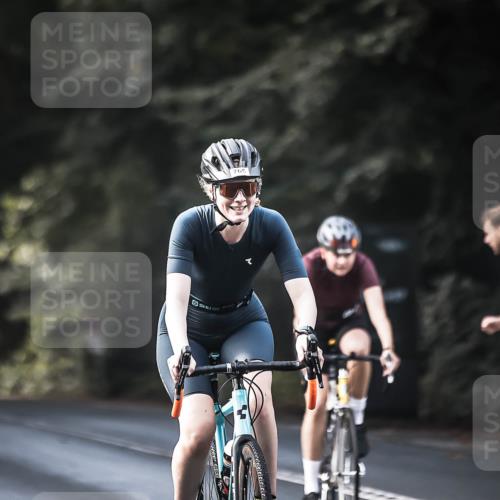 13.09.2026 - Stadtparktriathlon H.Heesch http://msf.ph/oto/10366686 13.09.2026 11:23:38 Radfahren 679, 765, 802, 804 meine-sportfotos.de